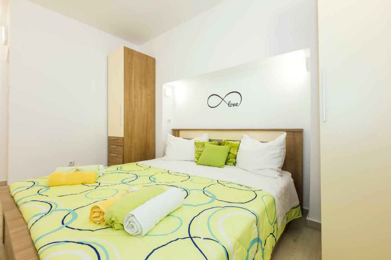 Apartments&rooms Roberto B. Valun Esterno foto